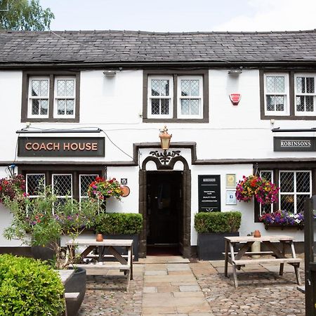 Отель Coach House Bentham Экстерьер фото